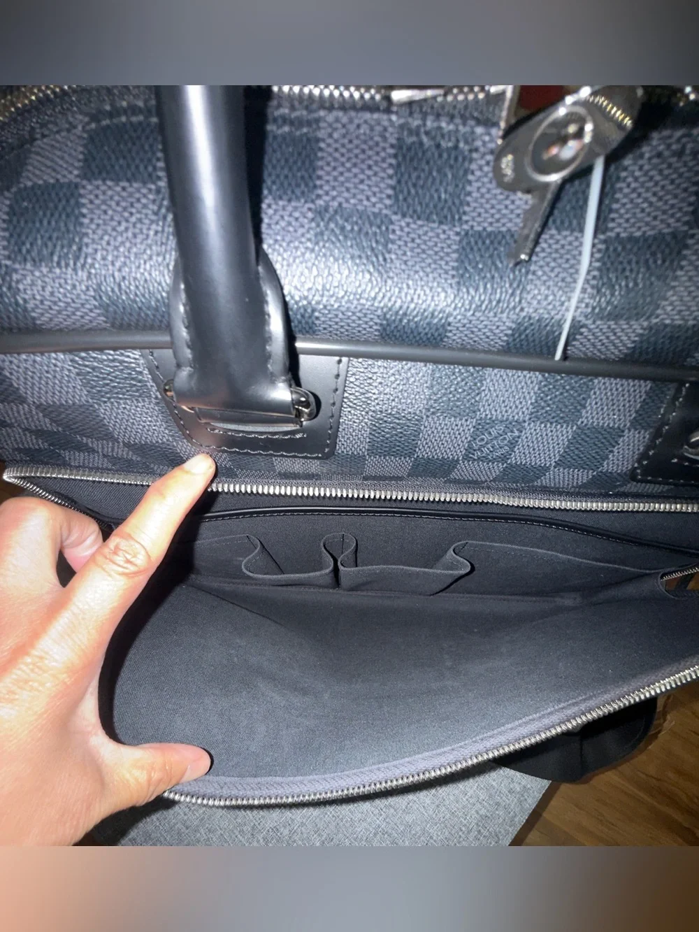 Louis Vuitton Graphite ICare